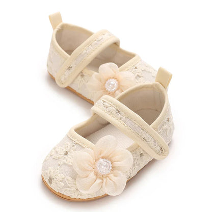 New Baby Shoes Lace Embroidered Shoes Exquisite Princess Shoes Anti Slip Soft Soled Women's Baby Walking Shoes