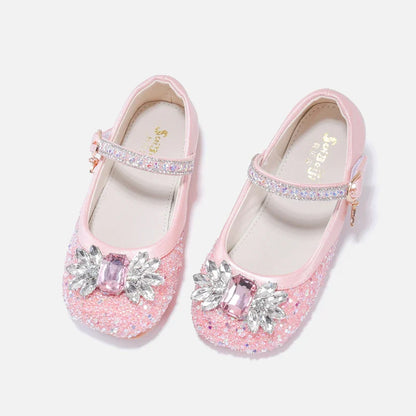 Girl princess shoes in pink and white are suitable for girls' performance dress up, school shoes, children's flower girl perform