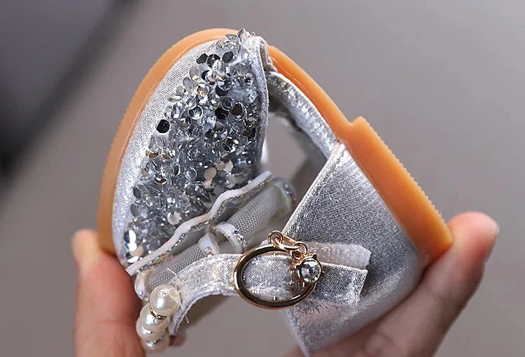 Girls Sandals Princess Single Shoes Rhinestone Butterfly Dance Kids Shoes Glitter Leather Party Dress Wedding Shoes E615