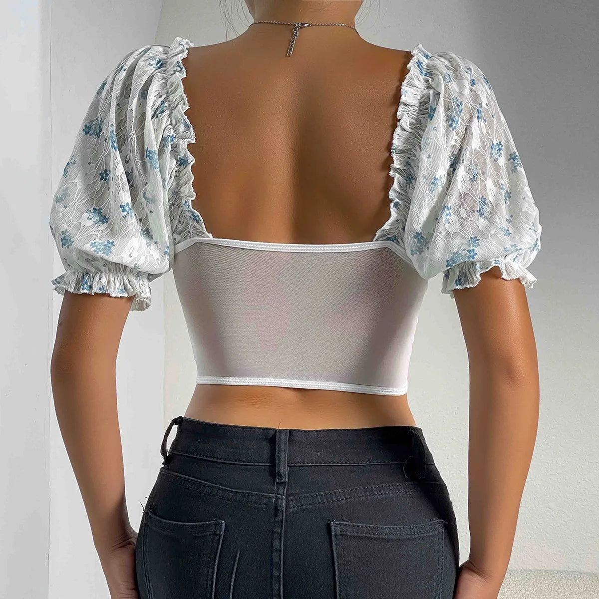 New Sle See-tough Lace Splice Fibone Little Vest ort Sve Women's T-irt Floral Sve European Sle Summer Top
