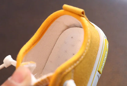 2025 New Children's Canvas Shoes Fashion Baby Board Shoes Girls' Breathable Single Shoes Boys' Casual Shoes   (Available)