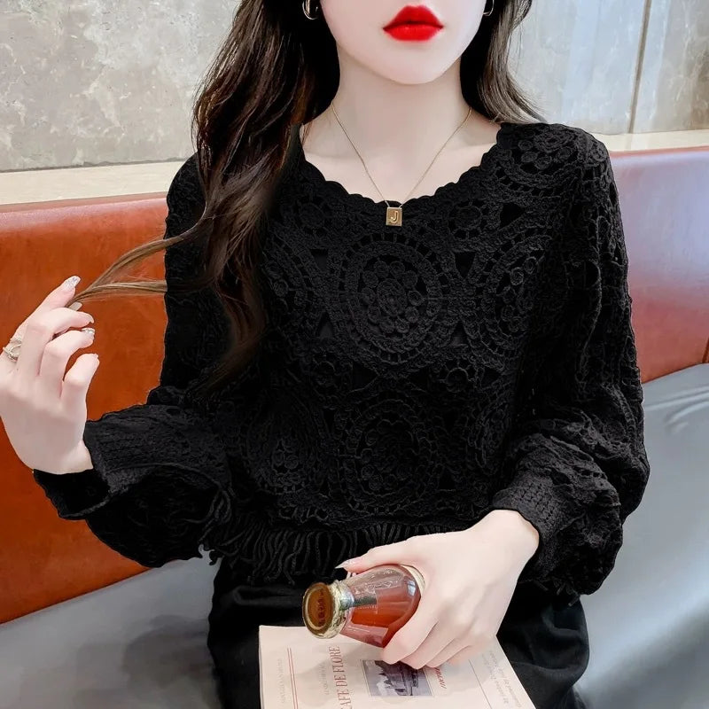 Women Tassel Hook Flower Hollow Out Short Knitting Retro Ethnic Style Round Neck Knitted Female Fashion Loose Top Spring Summer