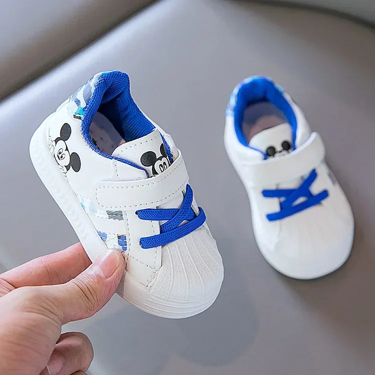 Children's White Shoes Spring and Autumn Kid's Sports Shoes Anti slip Lightweight Boys Board Shoes Soft Sole Baby Casual Shoes