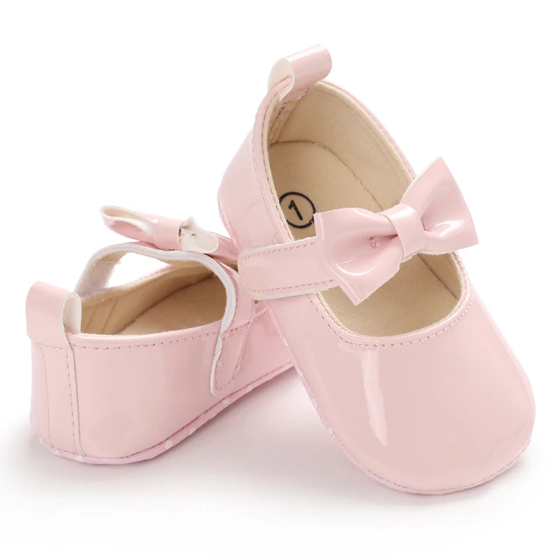 Fashionable Baby Girl Shoes Cute Classic Pink Theme Casual Flat Shoes Soft Sole Comfortable Lightweight Walking Shoes