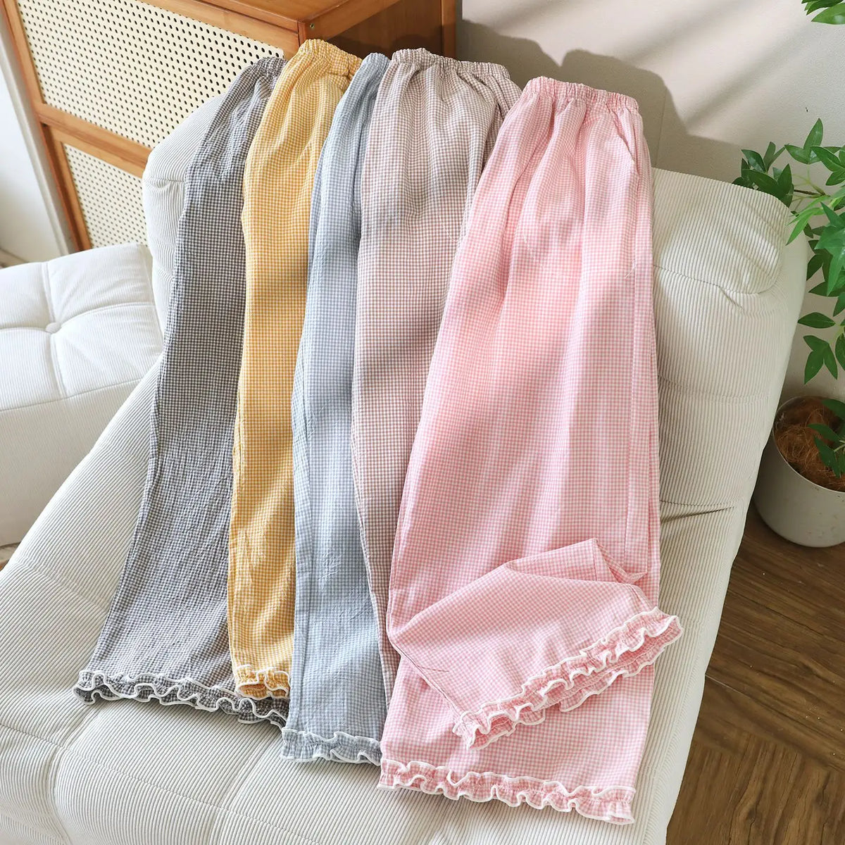 Spring and Summer Thin Loose Size Plaid Design Women's Pajama Pants Elastic Waist Casual Homewear Women Nine-point Trousers (Available)