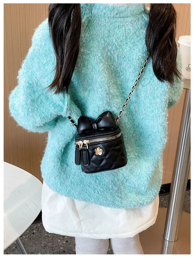 Children Bag New Girl Crossbody Bags Fashion Chain Bags Bow Shoulder Bags Versatile Girl Bag Sweet Princess Bag mochila infantil (Available)