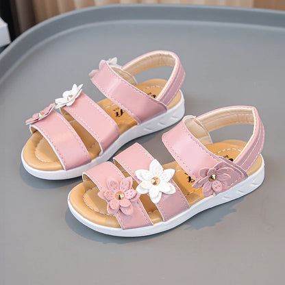 Little Girls Summer Casual Sandal Three Flower Detail New Kids Roman Beach Shoes Stylish Beach Experience for Children Adventure