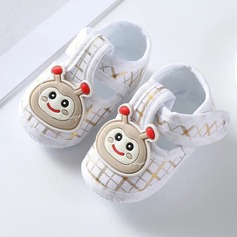 Newborn Baby Boy Girls Shoes Spring Autumn Lovely Floral Embroidery Anti-Slip Sneaker Crib Shoes Soft Cotton Cute First Walkers (Available)