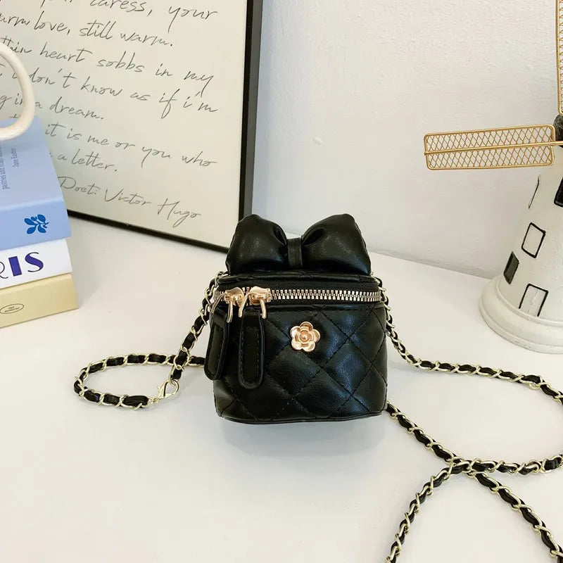 Children Bag New Girl Crossbody Bags Fashion Chain Bags Bow Shoulder Bags Versatile Girl Bag Sweet Princess Bag mochila infantil (Available)