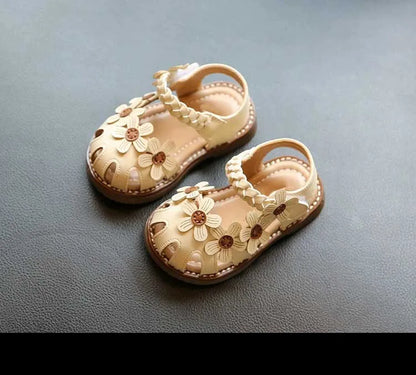 Summer Fashion Flower Kids Beach Sandals Round Toe Elegant Casual Hollow Flat Shoes Girls Princess Shoe Children Sandals Toddler