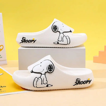 Snoopy Boys and Girls Slippers Cartoon Peripheral Creative Indoor Non-slip Soft Bottom Bathroom Slippers Outer Wear Sandals Gift