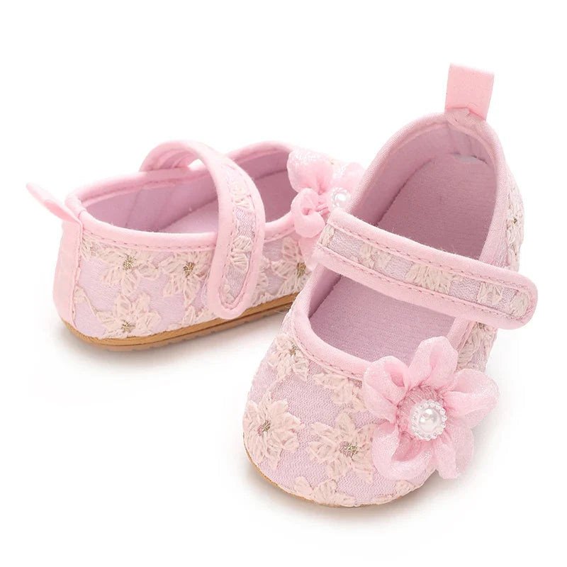 New Baby Shoes Lace Embroidered Shoes Exquisite Princess Shoes Anti Slip Soft Soled Women's Baby Walking Shoes