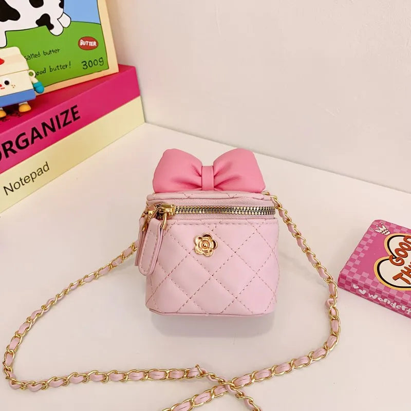 Children Bag New Girl Crossbody Bags Fashion Chain Bags Bow Shoulder Bags Versatile Girl Bag Sweet Princess Bag mochila infantil (Available)