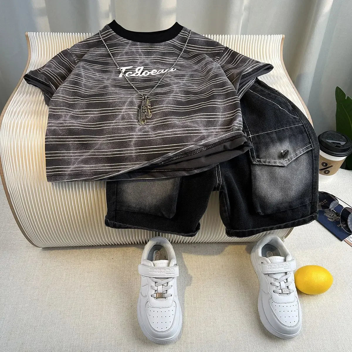 New Boys Fashion Summer Cotton Letter Printing T-shirts+Graffiti Denim Shorts 2pcs Set Kids Korean Outfits Sets Children Clothes