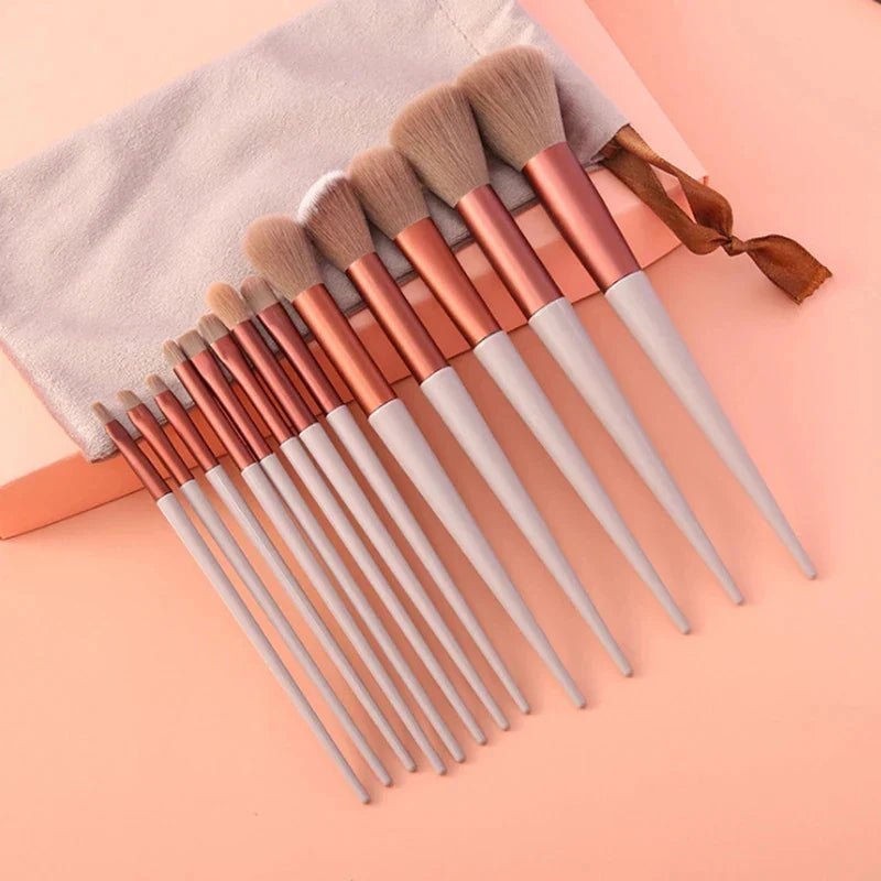 Makeup Brushes Set Eye Shadow Foundation Women Cosmetic Brush Eyeshadow Blush Beauty Soft Make Up Tools Bag (Available)