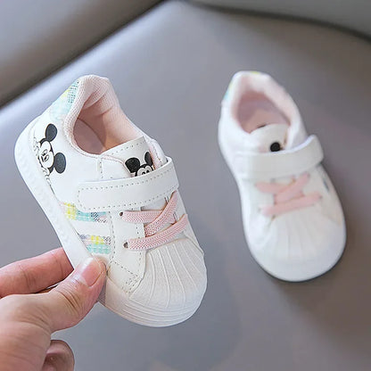 Children's White Shoes Spring and Autumn Kid's Sports Shoes Anti slip Lightweight Boys Board Shoes Soft Sole Baby Casual Shoes