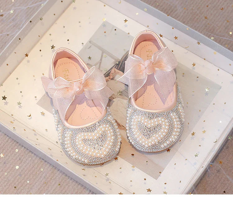 Girls Rhinestone Shoes with Big Heart Pearl Lace Bowtie Fashion Princess Sweet Kids Dress Flats for Wedding Party Chic Elegant