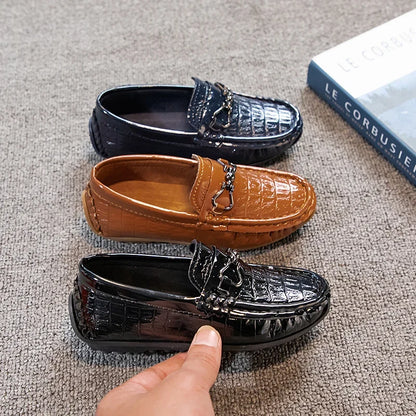 Boys Loafers Non-slip Children's Leather Shoes All-match Four Seasons Metal Buckle  Shiny Simple Kids Fashion Moccasin Shoes