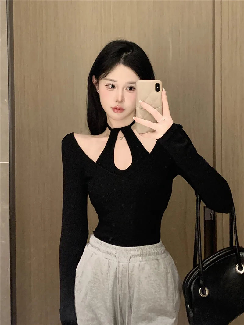 Sexy Spicy Girl Hollow out Long Sve Ne Hanging T-irt Women's Slimming Base irt Trendy Top Korean Sle round Ne
