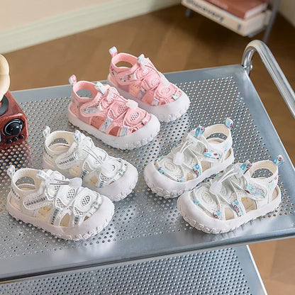 Girls Sports Sandals Non-slip Soft Sole Kids Casual Shoes Toes Capped Summer New Children Beach Shoes Mesh Graffiti Cute