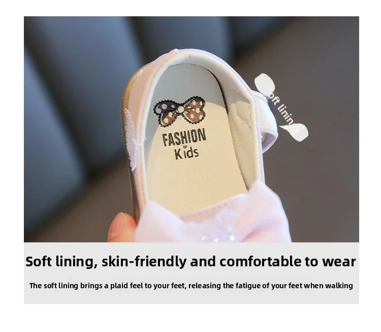 Baby Girls Walking Shoes with Big Bow Bear Children Princess Shoes Soft Sole Round Toe 2026 New Fashion Kids Flat Shoes Non-slip