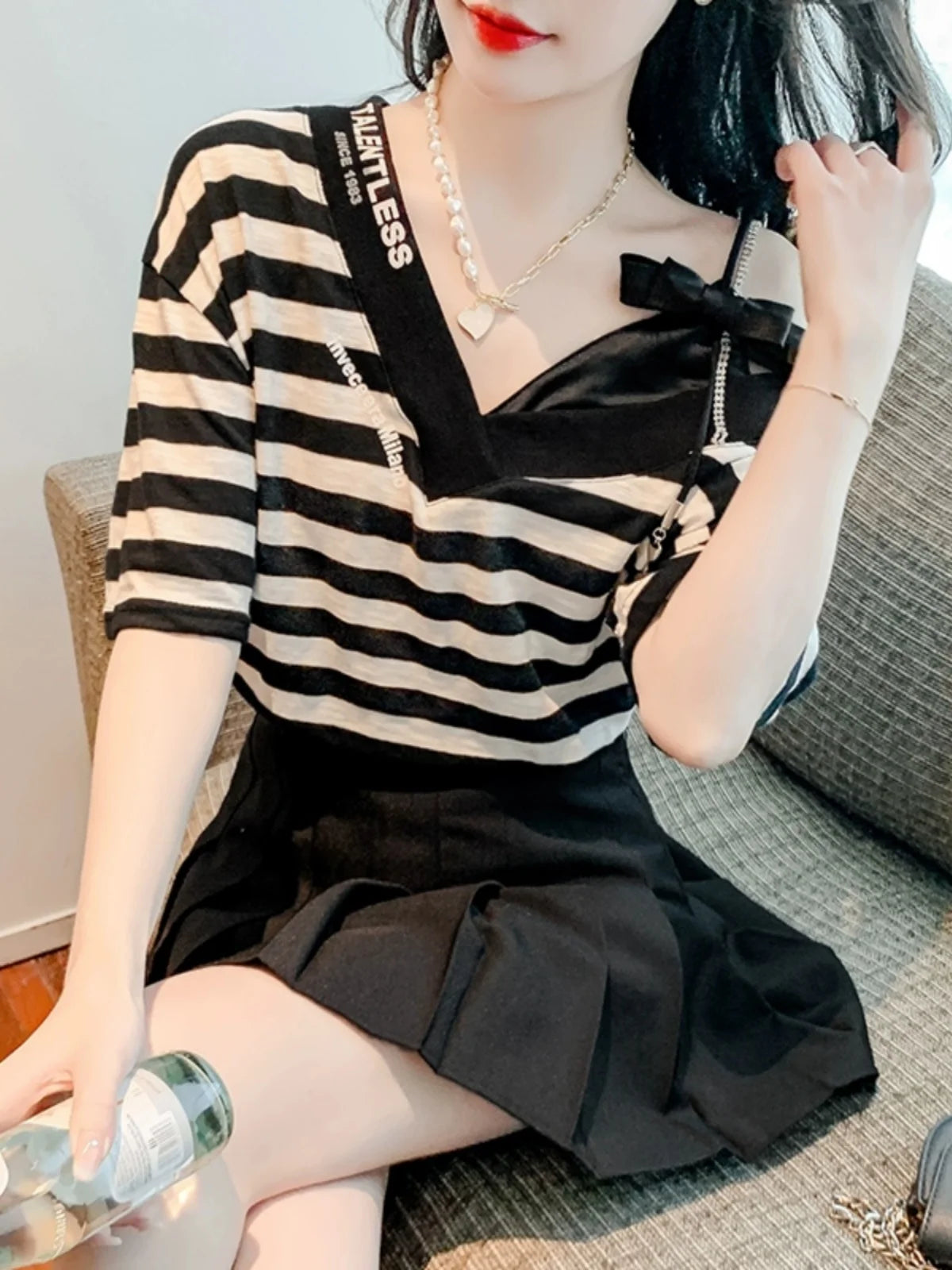 Unique Design oulder Bared ort Sve V-Ne Loose T-irt for Women  Knot Print Splice Asymmetrical Korean Sle