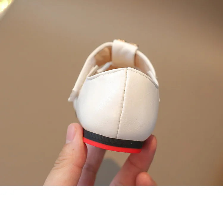 Fashion Girls' Shoes  Autumn New Kids Formal Pointed Leather Shoes Simple Versatile Girls' Rhinestone Casual Shoes Zapatos
