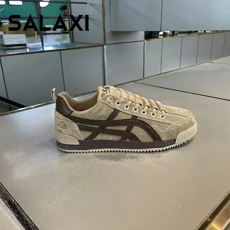 White Canvas Shoes Breathable Casual Shoes Korean Men Slip-on Couples Sneakers Comfortable Outdoor Sneakers Walking Flats Shoes