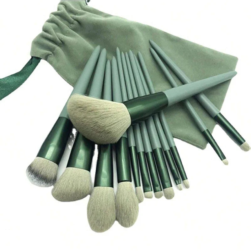 Makeup Brushes Set Eye Shadow Foundation Women Cosmetic Brush Eyeshadow Blush Beauty Soft Make Up Tools Bag (Available)