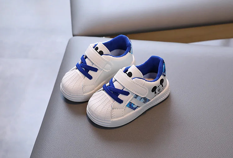 Spring And Autumn New Baby Walking Shoes Soft Soled Board Shoes Children's Sports Shoes Single Shoes Casual White Shoes