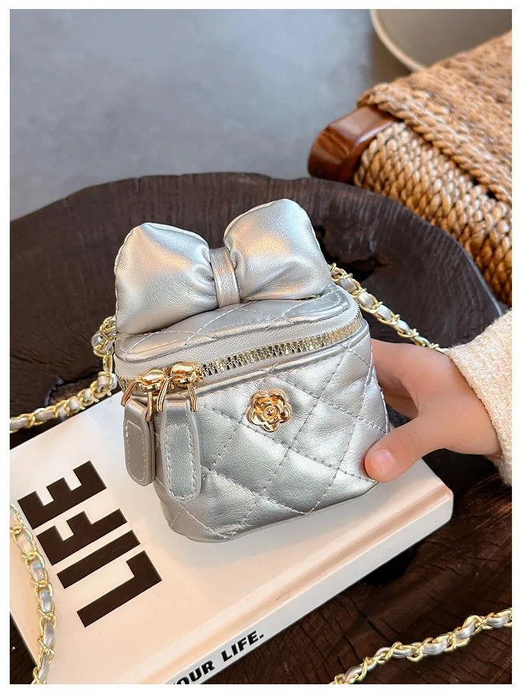 Children Bag New Girl Crossbody Bags Fashion Chain Bags Bow Shoulder Bags Versatile Girl Bag Sweet Princess Bag mochila infantil (Available)