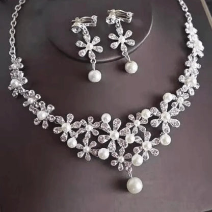 Elegant Rhinestone Jewelry Set Vintage Sparkling Flower Necklace Korean Style Alloy Pearl Necklace Ears Women Gifts