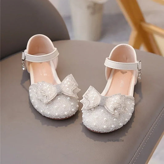 Spring and Summer Girls' Princess Shoes Sandals Flat  Kids Dresses Shoes Pearl  for Kids and Teens