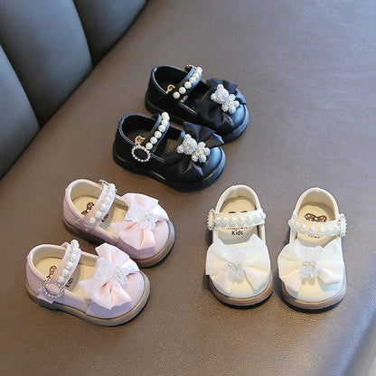Baby Girls Walking Shoes with Big Bow Bear Children Princess Shoes Soft Sole Round Toe 2026 New Fashion Kids Flat Shoes Non-slip