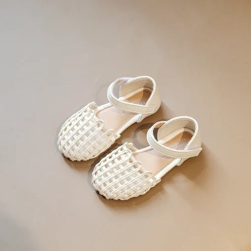 Girls summer sandals Bangladesh hollow out PU leather baby girls beach sandals breathable comfortable footwear