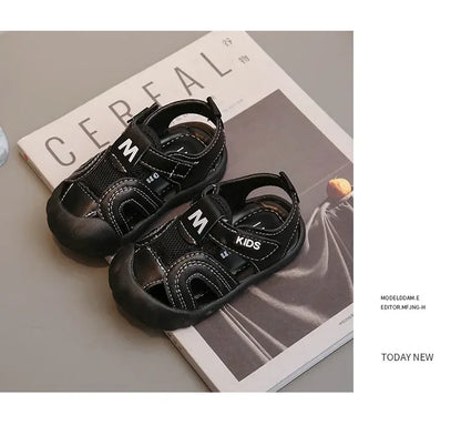 Kids Summer Sandals Boys' Toes Capped Hollow Walking Shoes  New Children Casual Versatile Beach Shoes for Vacation Air Mesh