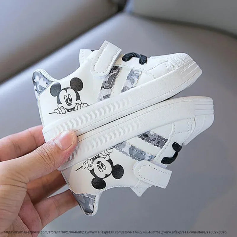Children's White Shoes Spring and Autumn Kid's Sports Shoes Anti slip Lightweight Boys Board Shoes Soft Sole Baby Casual Shoes