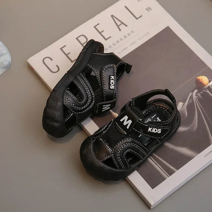 Kids Summer Sandals Boys' Toes Capped Hollow Walking Shoes  New Children Casual Versatile Beach Shoes for Vacation Air Mesh