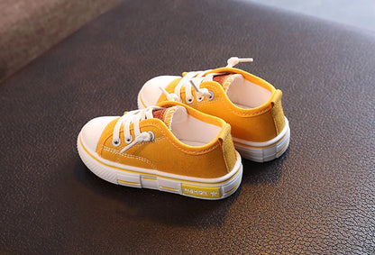 2025 New Children's Canvas Shoes Fashion Baby Board Shoes Girls' Breathable Single Shoes Boys' Casual Shoes   (Available)