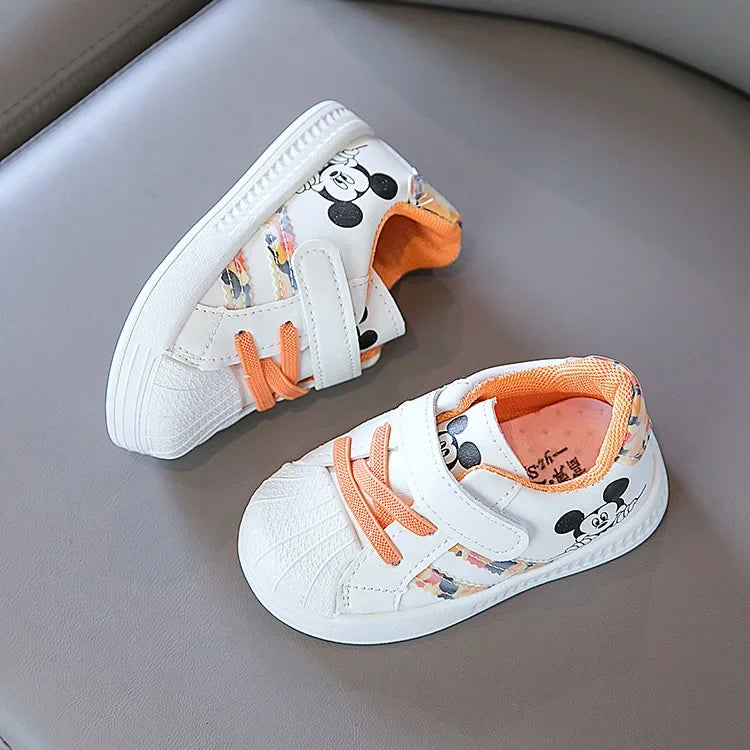 Children's White Shoes Spring and Autumn Kid's Sports Shoes Anti slip Lightweight Boys Board Shoes Soft Sole Baby Casual Shoes