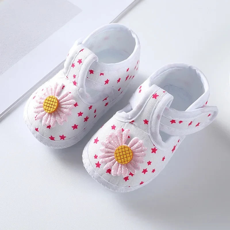 Newborn Baby Boy Girls Shoes Spring Autumn Lovely Floral Embroidery Anti-Slip Sneaker Crib Shoes Soft Cotton Cute First Walkers (Available)