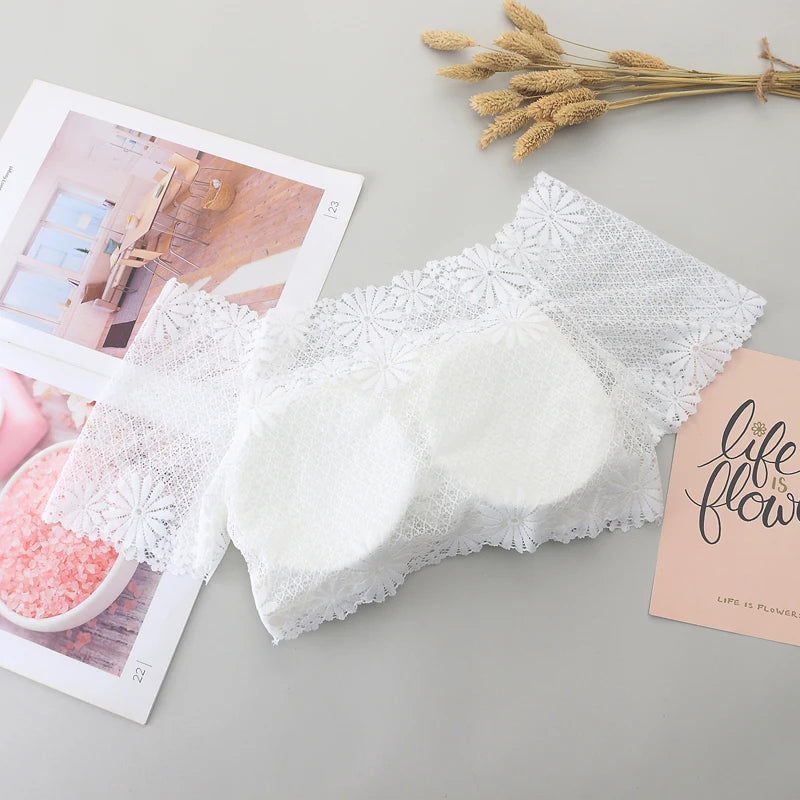 Wommen Sexy Lace Off Shoulder Crop Tops With Bra Short Sleeve Harajuku Bare Shoulder Crochet Top Female Cotton T-Shirt Lace