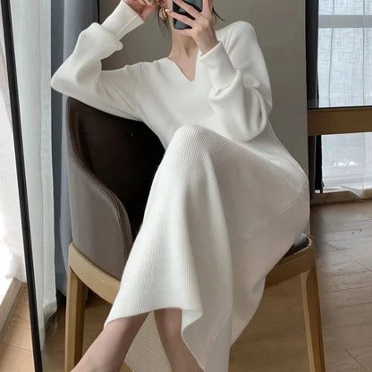 White Women's Dresses 2024 Autumn Winter New V-neck French Style Dresses Vintage Elegant V-neck All-match Fashion Knitted Dress