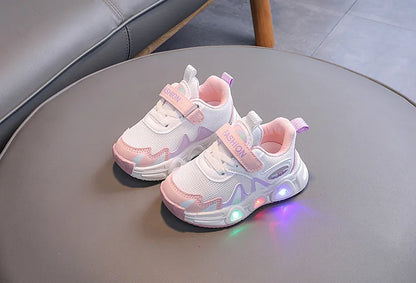 New Luminous Sports Shoes Boy Girl Soft Sole Anti-slip Running Shoe Fashion Girls Shoe Designer Shoes