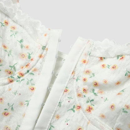 Sexy Low Cut Printed Vest Button Detailing Crop Top Trendy Streetwear Sle Slim Fit Design for Young Women in Their 20s