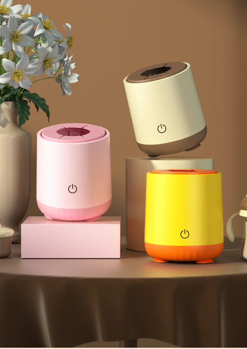 Baby automatic stirring milk powder, light and convenient electric milk shaker, intelligent charging milk shaker