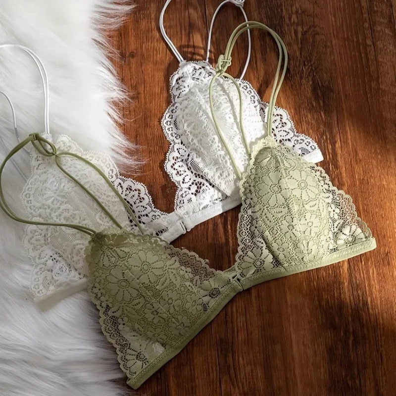 Lace thin band romantic French triangular cup gathering invisible bra without underwire