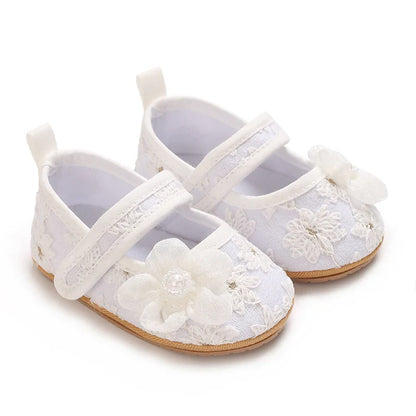 New Baby Shoes Lace Embroidered Shoes Exquisite Princess Shoes Anti Slip Soft Soled Women's Baby Walking Shoes