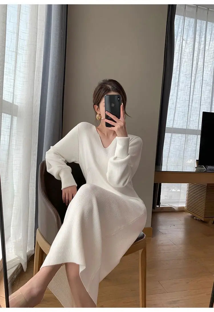 White Women's Dresses 2024 Autumn Winter New V-neck French Style Dresses Vintage Elegant V-neck All-match Fashion Knitted Dress