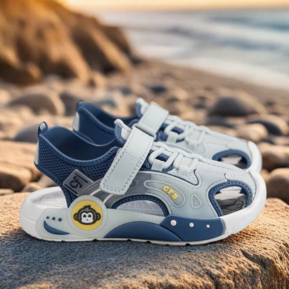New summer sports toe sandals with anti slip soft bottom for boys, small, medium, and large children, and casual beach sandals f